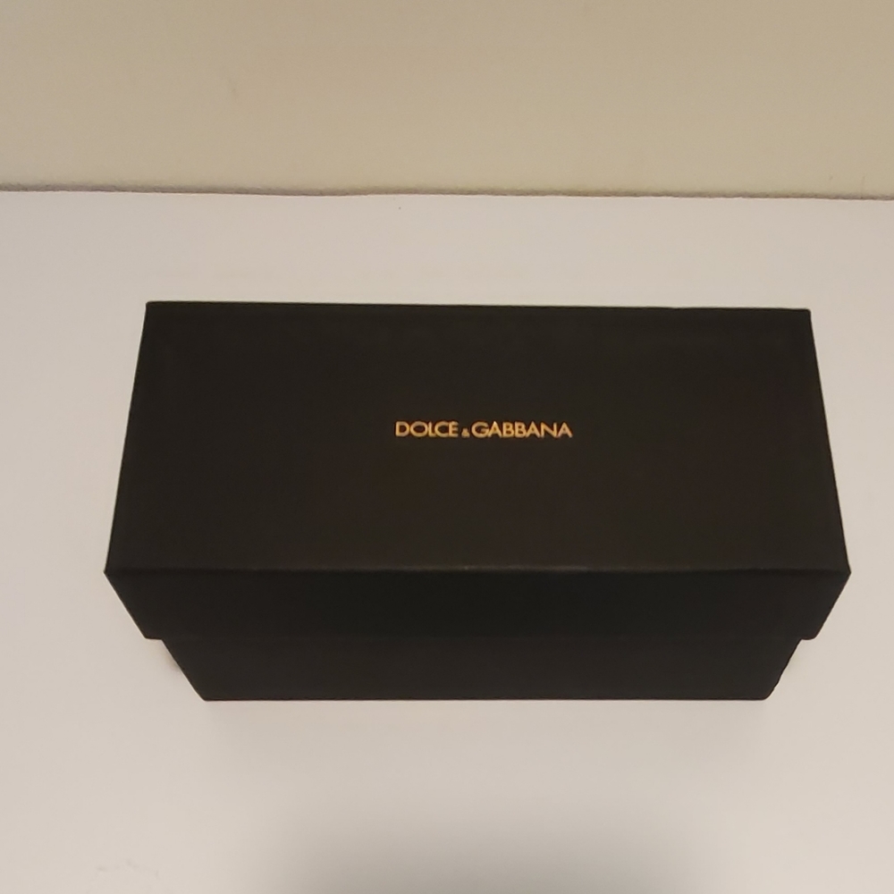 Dolce and Gabbana Ladies Sunglasses.  Brown mirrored bronze - Picture 9 of 16